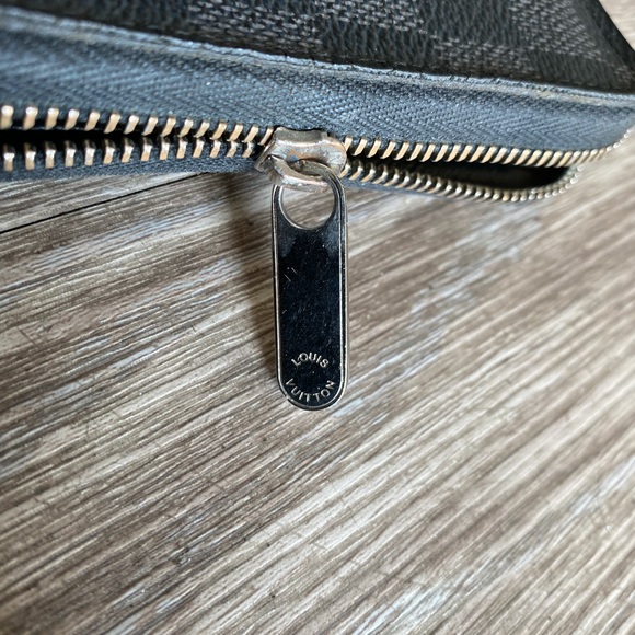 Authentic Louis Vuitton Monogram Zippy Wallet Coin Vertical MI2160 - Picture 5 of 7